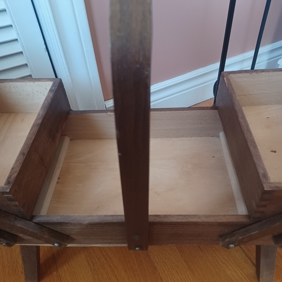 Vintage Accordion Wooden Sewing Box, 3 Tier - Picture 9 of 16